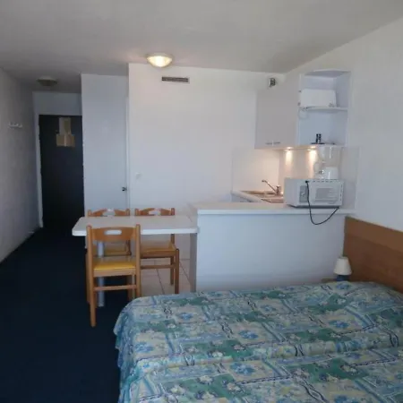 Studio Avec Piscine Face A La Mer A - Fr-1-3-430 Apartment Biarritz